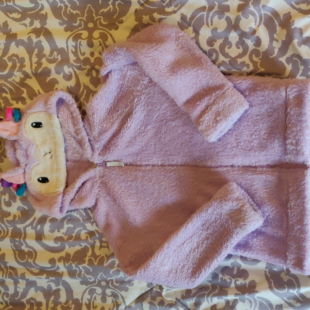 Cat and Jack children's medium 7/8 zipper hoodie